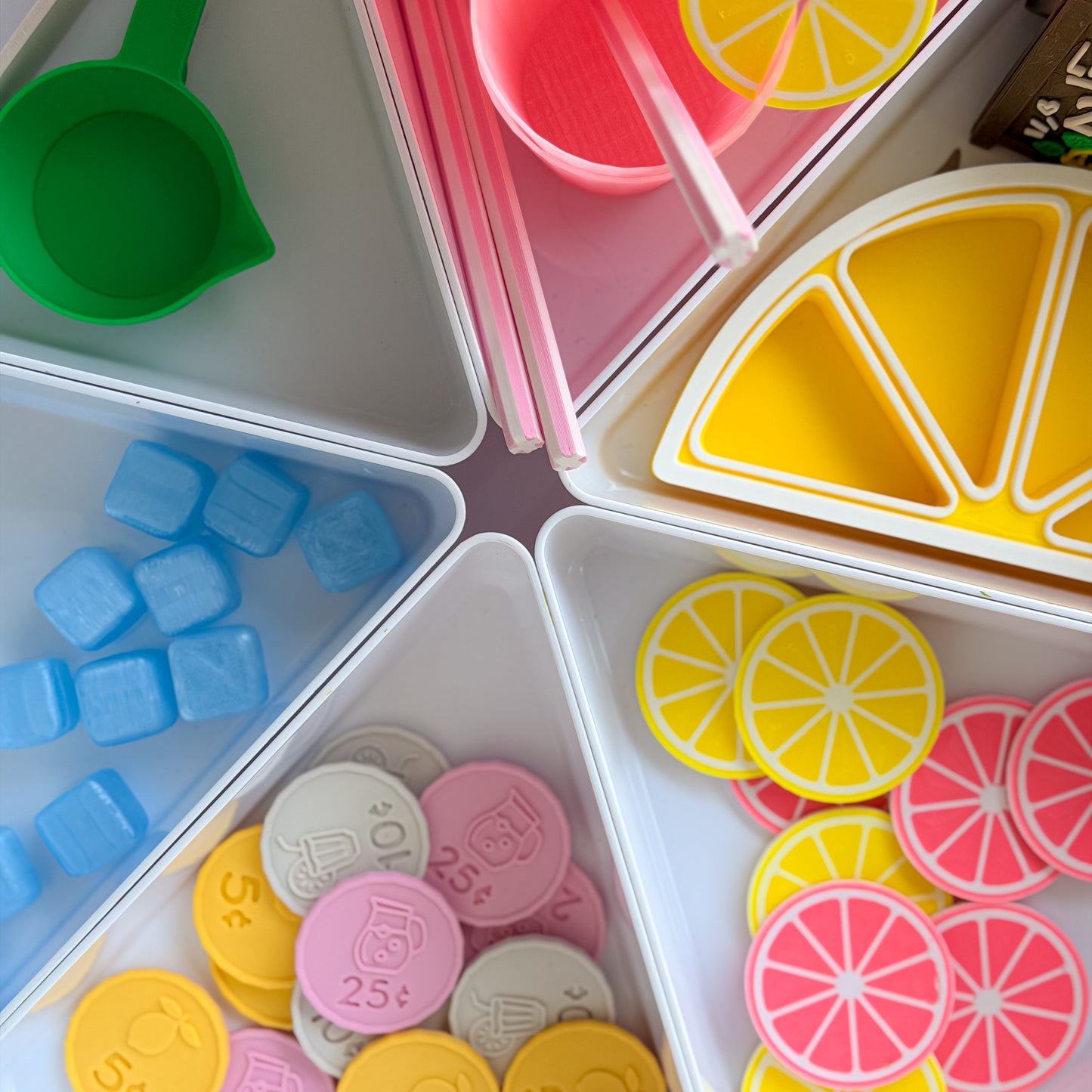 Lemonade Stand Counter Set