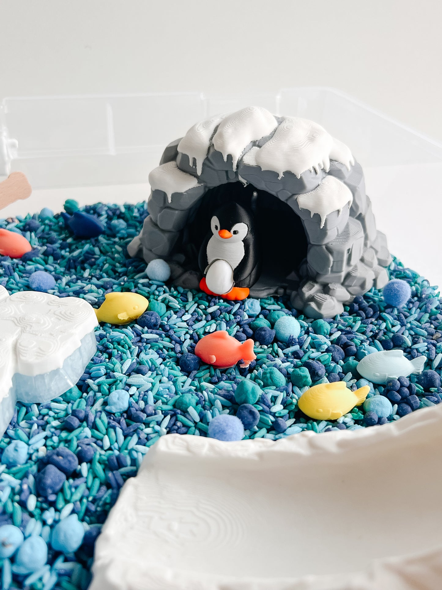 Safe & Snug Sensory Kit-Base + Bits & Bobs (No Bin)