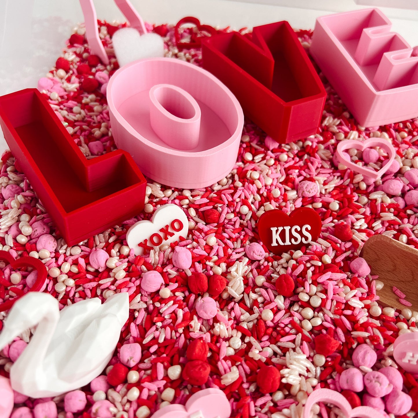 Hearts & Hugs Ready-to-Play Sensory Bin